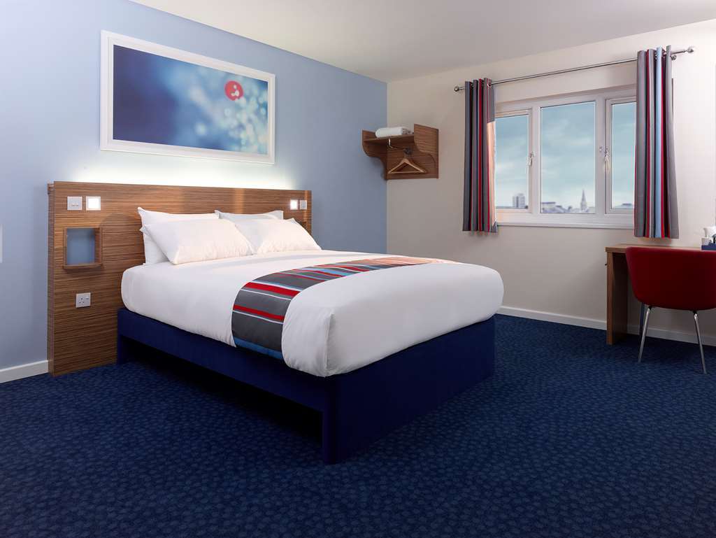 Travelodge Hemel Hempstead Room photo