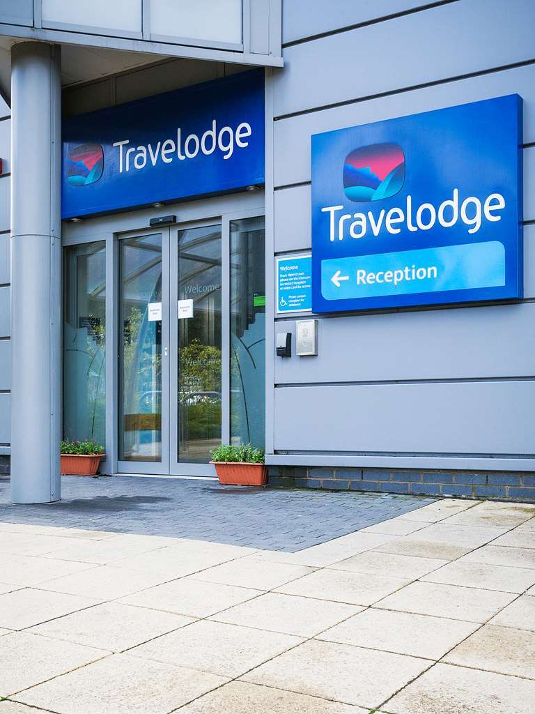 Travelodge Hemel Hempstead Exterior photo